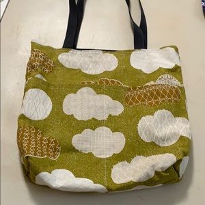 Reversible tote bag